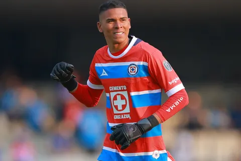 Mier podría dar el salto al Viejo Continente en la próxima temporada.
