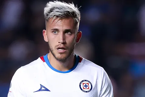 ¿Cuántos partidos de suspensión recibió Gonzalo Piovi tras ser expulsado con Cruz Azul?
