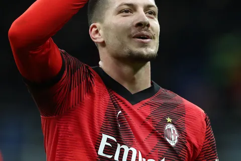 Cruz Azul y Jovic, a la espera del desenlace.