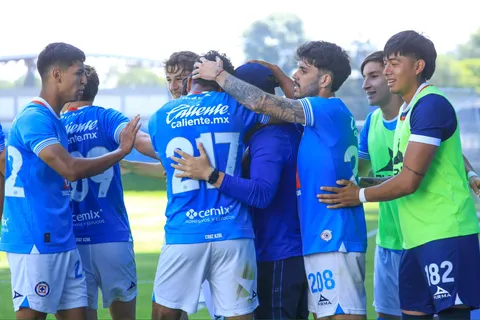 Con doblete de un refuerzo: Cruz Azul Sub 23 firmó su tercer triunfo en fila ante Xolos y sigue como líder