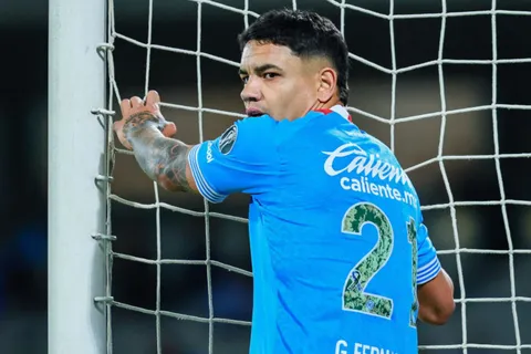 El uruguayo estaría durante más tiempo fuera del campo.
