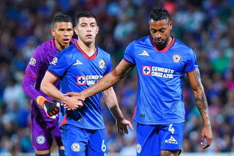 El jugador de Cruz Azul que volvió al Estadio Azteca para ver la Kings League Américas