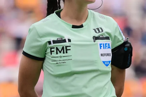 El único antecedente de Katia Itzel García pitando a Cruz Azul