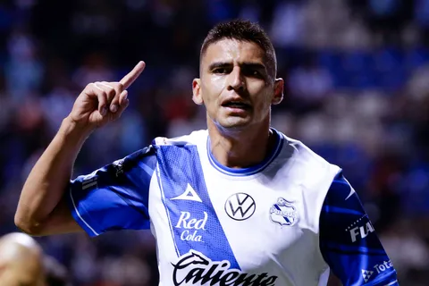 Guillermo Martínez, pretendido por Cruz Azul.