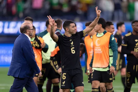 La afición de Cruz Azul le dejó un mensaje a la directiva por Erik Lira.