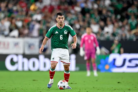 Erik Lira habla como capitán y defiende a Giménez y al Tala Rangel: "No señalamos a nadie"