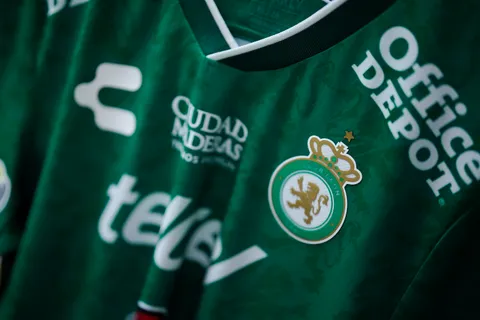 Debutó en Cruz Azul, ahora es DT y se medirá contra La Máquina en Liga MX: Alejandro Corona