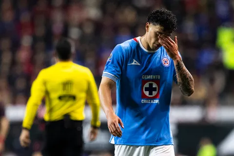 Cruz Azul cae ante Xolos de Tijuana y necesita una épica remontada.