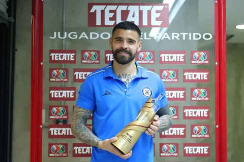La Liga MX decidió premiar a Andrés Gudiño como Jugador del Partido.