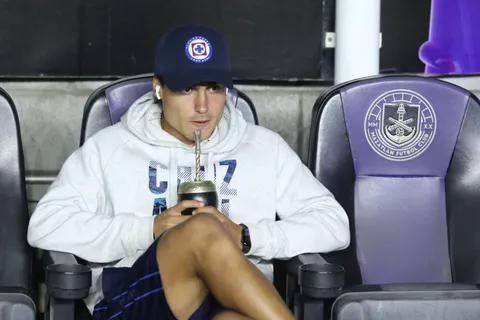 Luka Romero quedó prácticamente descartado para la primera semifinal por el golpe que sufrió ante Toluca.