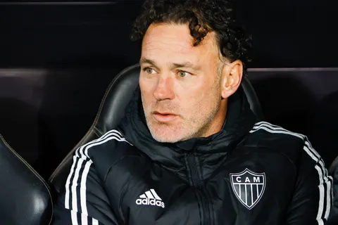 Gabriel Milito sería uno de los apuntados por Cruz Azul para próximo DT.