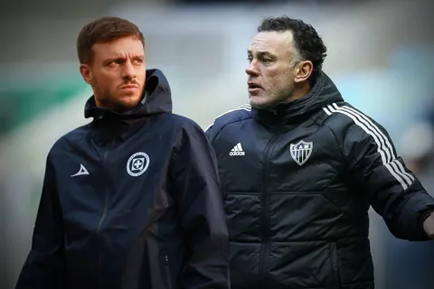 La comparación entre Gabriel Milito y Martín Anselmi que encendió el debate.