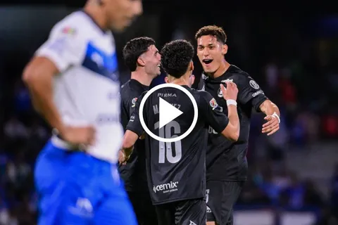 Cruz Azul se impuso con autoridad a Monterrey por la Jornada 15 de Liga MX.