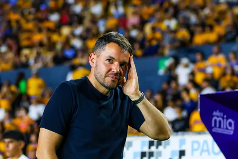 Nicolás Larcamón habló en rueda de prensa sobre empate conseguido ante Tigres.