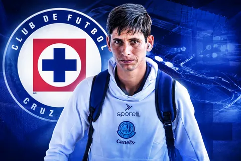El ex futbolista encendió las redes con polémicas declaraciones.