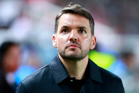 Lo que falta para que Nicolás Larcamón sea el nuevo DT de Cruz Azul