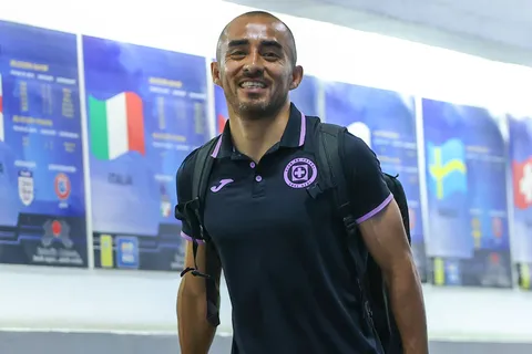 Rafael Baca continuará su carrera en Estados Unidos