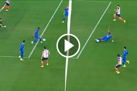 ¡Valió como un gol! Las 2 espectaculares salvadas de Willer Ditta en el Cruz Azul vs. Rayados de Monterrey