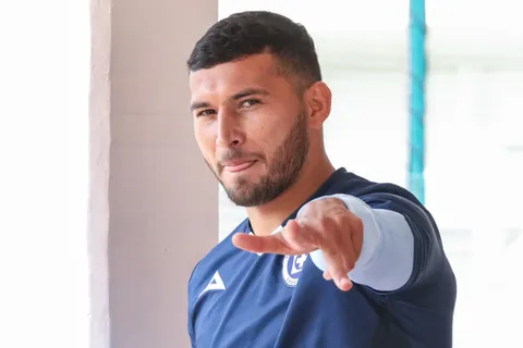 La postal que confirma el profundo arraigo de Juan Escobar con Cruz Azul