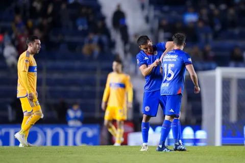 ¿Cruz Azul se desmantela? Además de Kevin Mier, se marcharía uno de los capitanes el próximo mercado