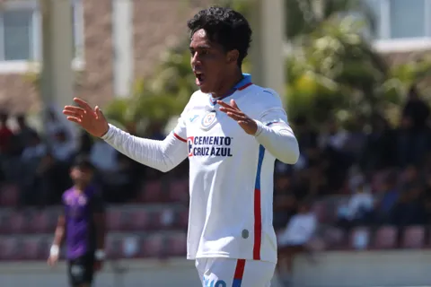 Amaury Morales, la gran sorpresa en la convocatoria de Cruz Azul