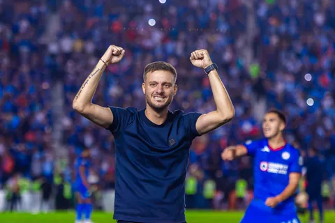 Martín Anselmi, el autor del Cruz Azul finalista del Clausura 2024.