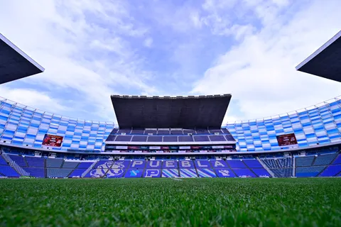 Puebla calienta la previa con un golpe bajo: se burlan de Cruz Azul por la falta de estadio