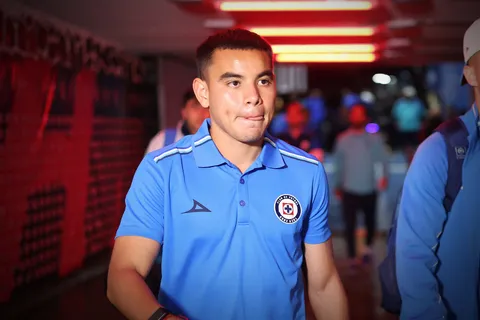 El mediocampista de la Selección Mexicana envió un potente mensaje a la afición celeste.