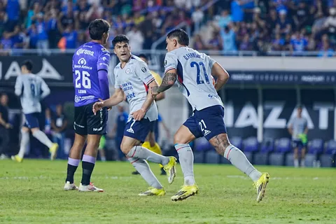 El "refuerzo" que tendrá Cruz Azul para la ida de las semifinales contra Chivas de Guadalajara