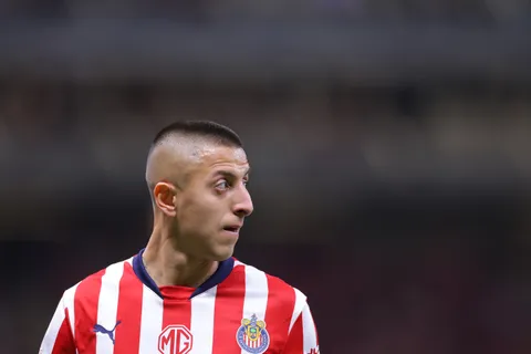 ¿Cuánto le costaría a Cruz Azul el regreso del Piojo Alvarado?