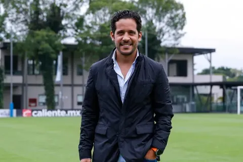 Un ex Club América es el que busca a Erik Lira para el Mónaco: Cruz Azul sube su precio