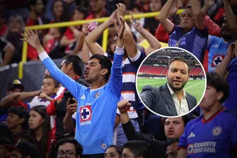 Los aficionados de Cruz Azul reaccionaron a los nombres que dio Adrián Esparza.