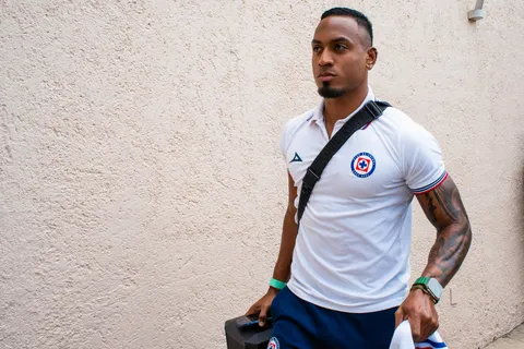 Rayados de Monterrey quiere a Willer Ditta: Cruz Azul ya tendría atado al sustituto del colombiano