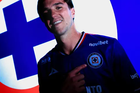Agustín Palavecino confesó qué le pidió Nicolás Larcamón en Cruz Azul